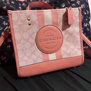 Coach C8417 Dempsey Tote 22 Signature Jacquard Shoulder
